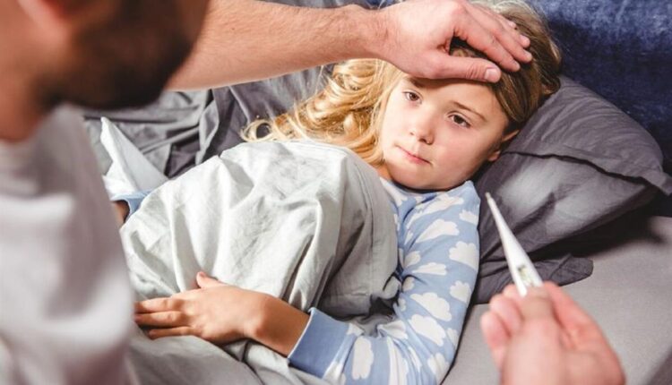 ما هى أعراض الفيروس التنفسي RSV وأسباب انتشاره بين الأطفال؟ .. إسلام عنان يجيب
