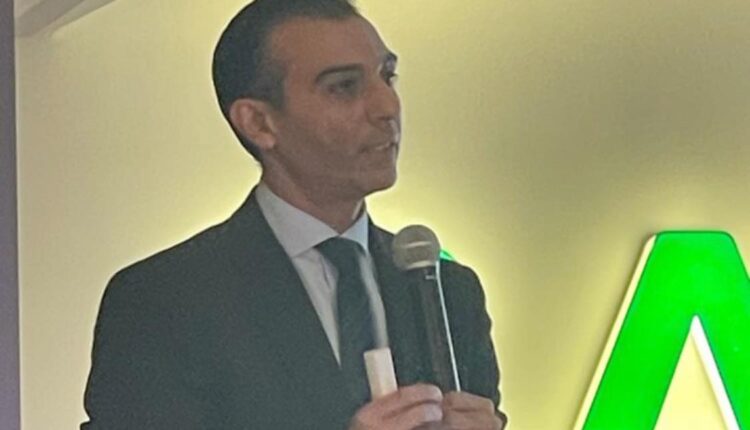 إسلام عنان يشارك في ورشة عمل بناء قدرات واقتصاديات الدواء بدولة البحرين