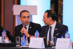 إسلام عنان يدير الحوار في مؤتمر اليوم الوطني للتوعية بسرطان عنق الرحم